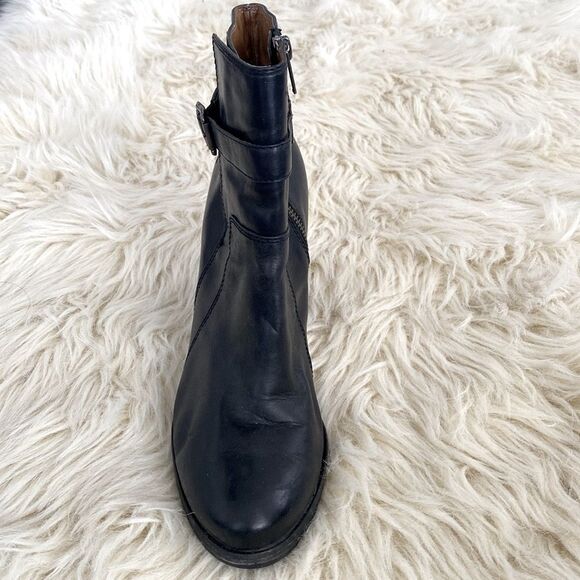 FRYE Black Ankle Buckle Chunky Heels Boots sz 8.5 - Like a New - Picture 7 of 16